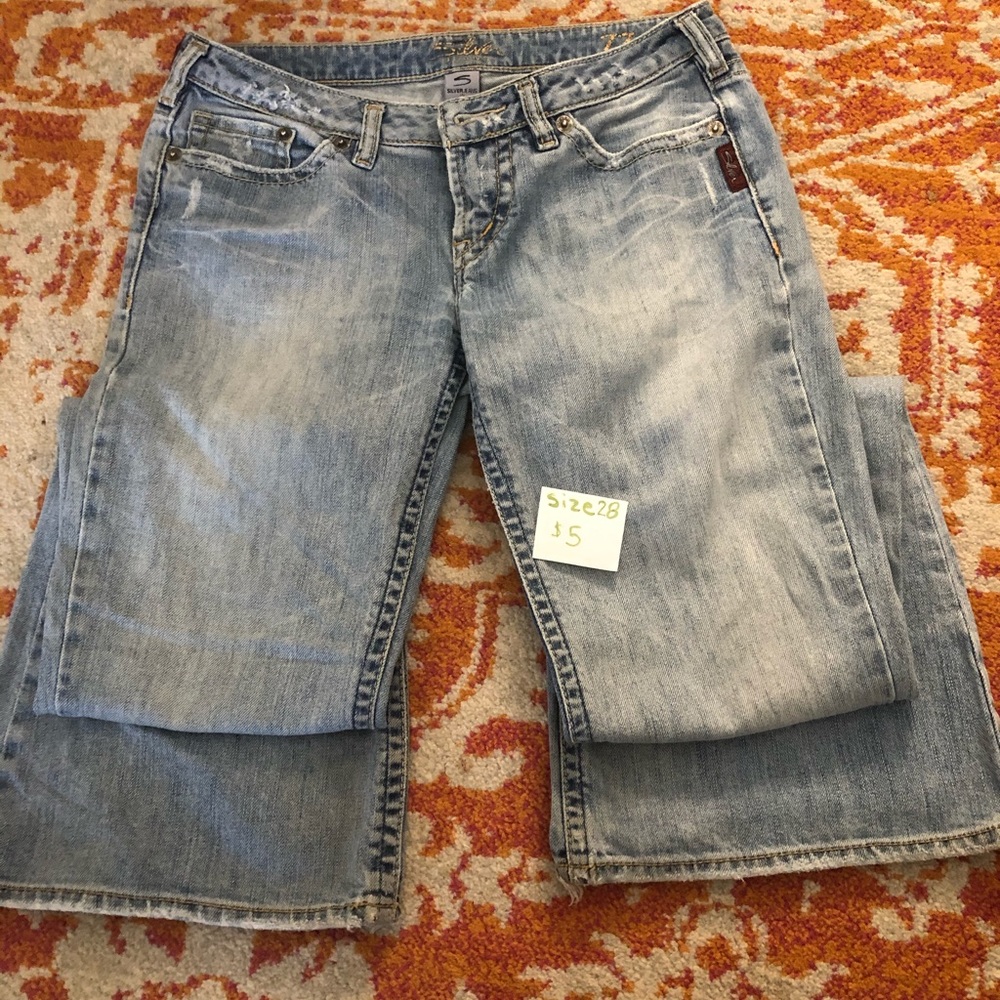 Jeans